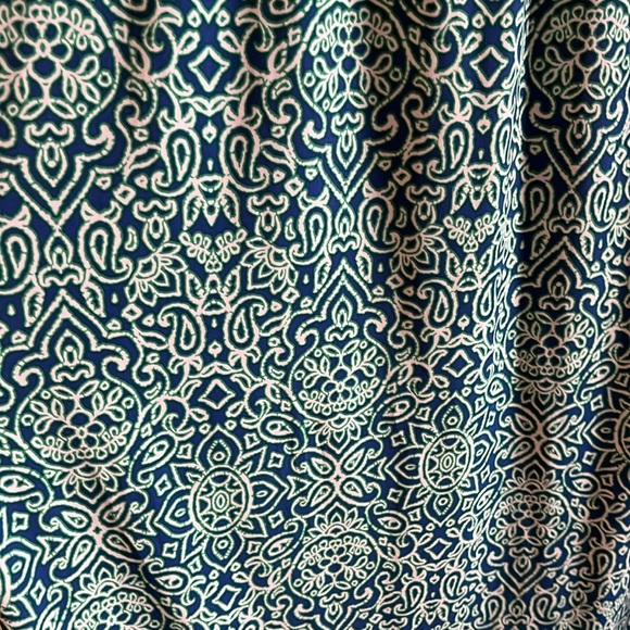 Ladies maxi dress. - Picture 3 of 4